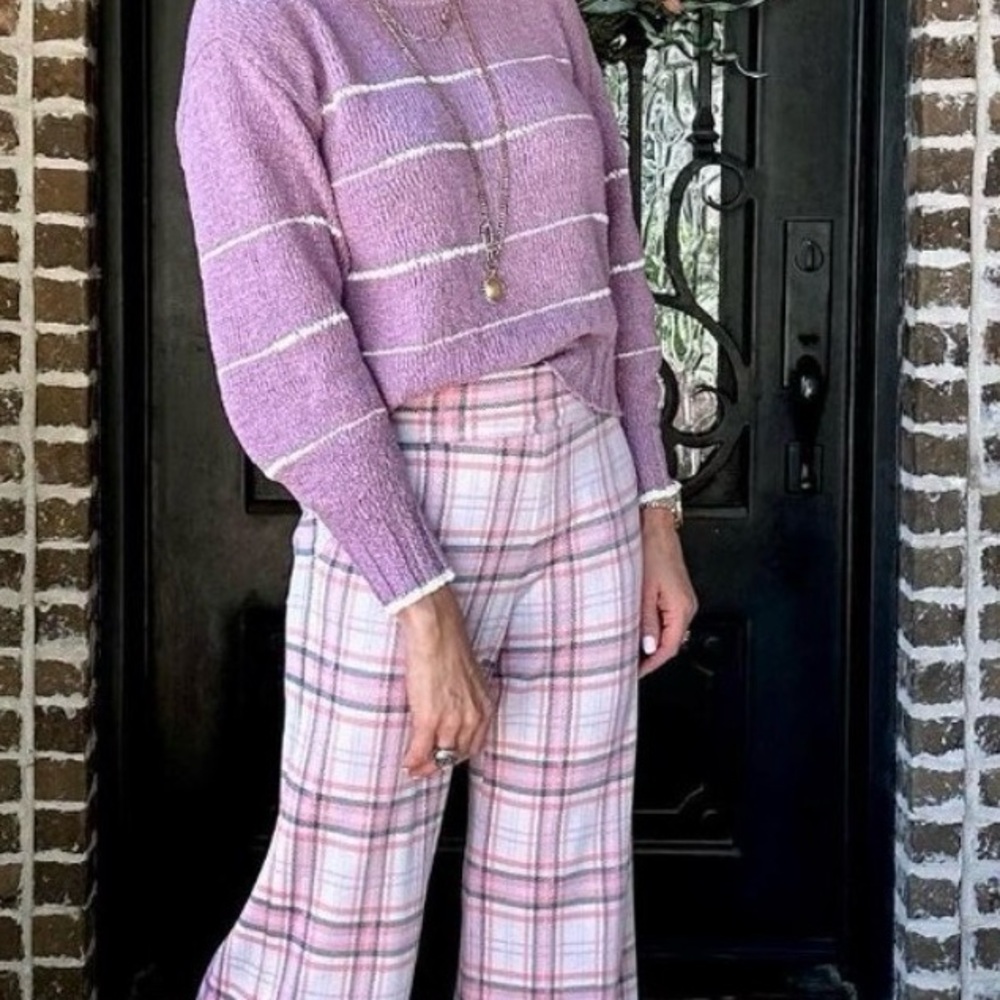 CAbi #6409 Heartbeat Pullover-size Med - Lavender Striped Crew Neck Sweater